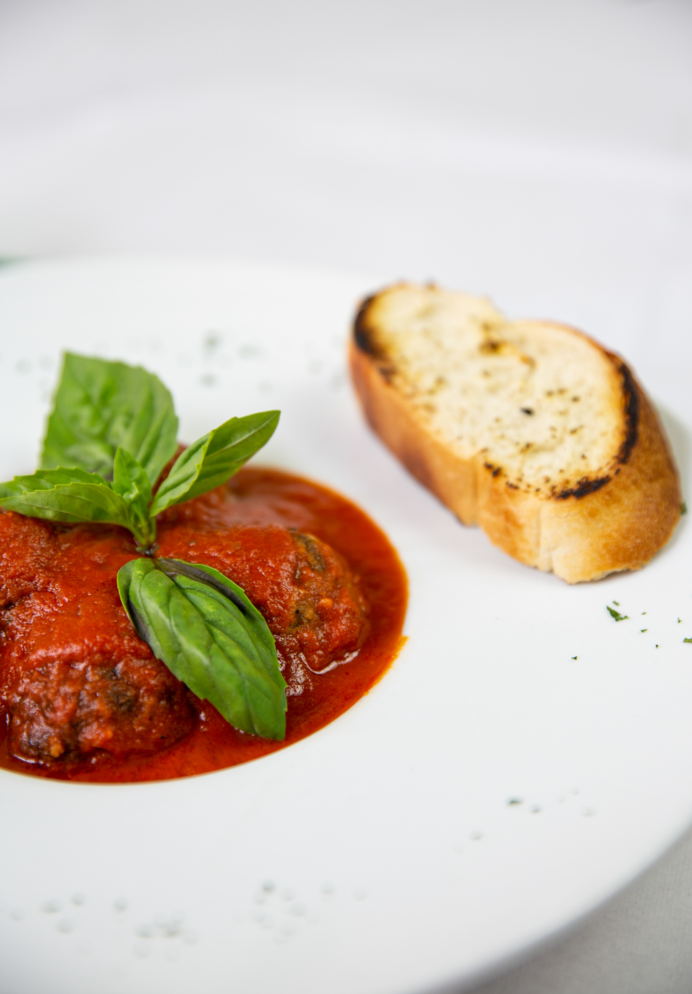 LA CAMPANIA CONTACT US ITALIAN AUTHENTIC CUISINE DELICIOUS ARUNDEL FOOD RESTAURANT FINE ITALIAN DINING LUNCH MENU WEST SUSSEX
